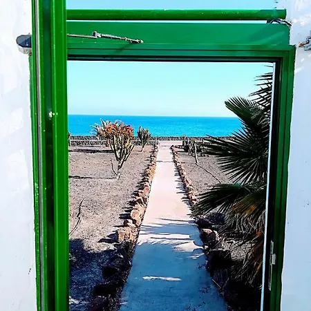 Sun & Sea Coronas Apartment Costa Teguise
